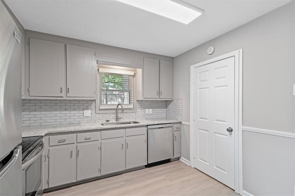 3 bedroom, 2 bathroom, 1,100 sq ft duplex for rent at 892 Five Forks Trickum Road, Lawrenceville, GA 30046 for $1,750 a month — photo 5