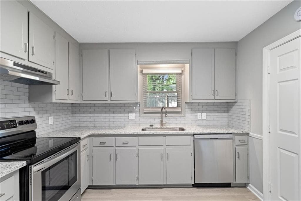 3 bedroom, 2 bathroom, 1,100 sq ft duplex for rent at 892 Five Forks Trickum Road, Lawrenceville, GA 30046 for $1,750 a month — photo 7