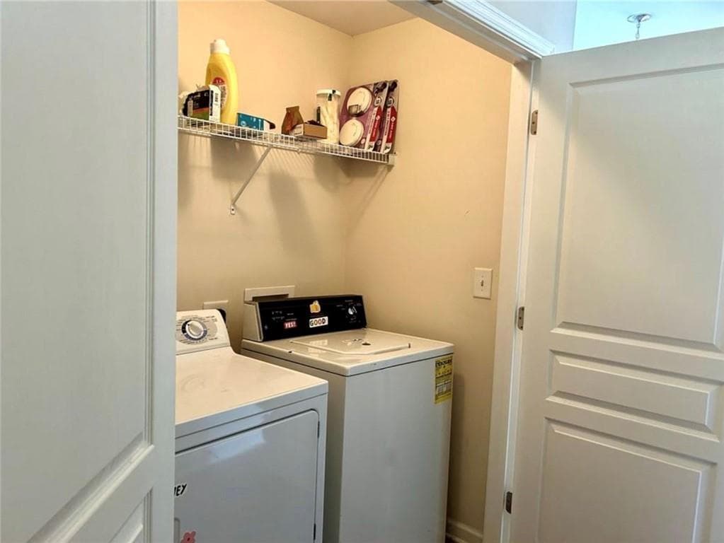 3 bedroom, 2 bathroom, 1,780 sq ft townhouse for rent at 220 Stone Park Drive, Woodstock, GA 30188 for $2,100 a month — photo 5