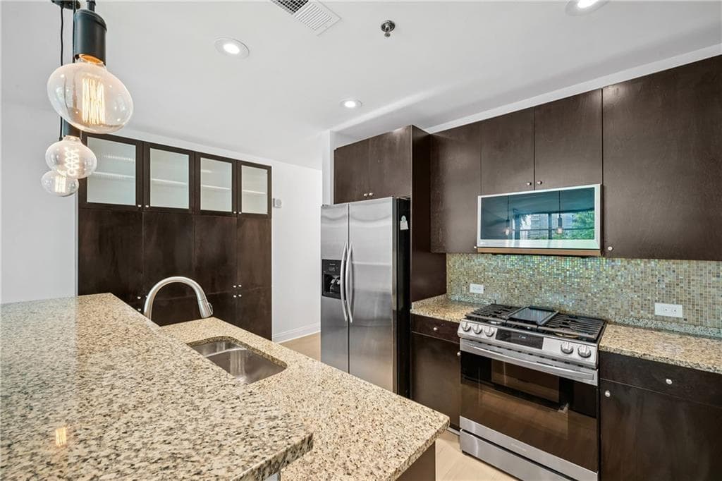 1 bedroom, 1 bathroom, 1,000 sq ft condominium for sale at 905 Juniper Street 316, Atlanta, GA 30309 — photo 8