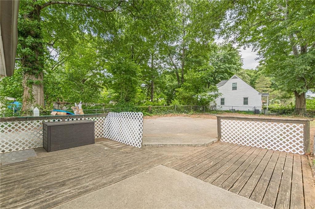 3 bedroom, 2 bathroom, 1,532 sq ft single family residence for sale at 496 Radar Drive, Hapeville, GA 30354 — photo 3