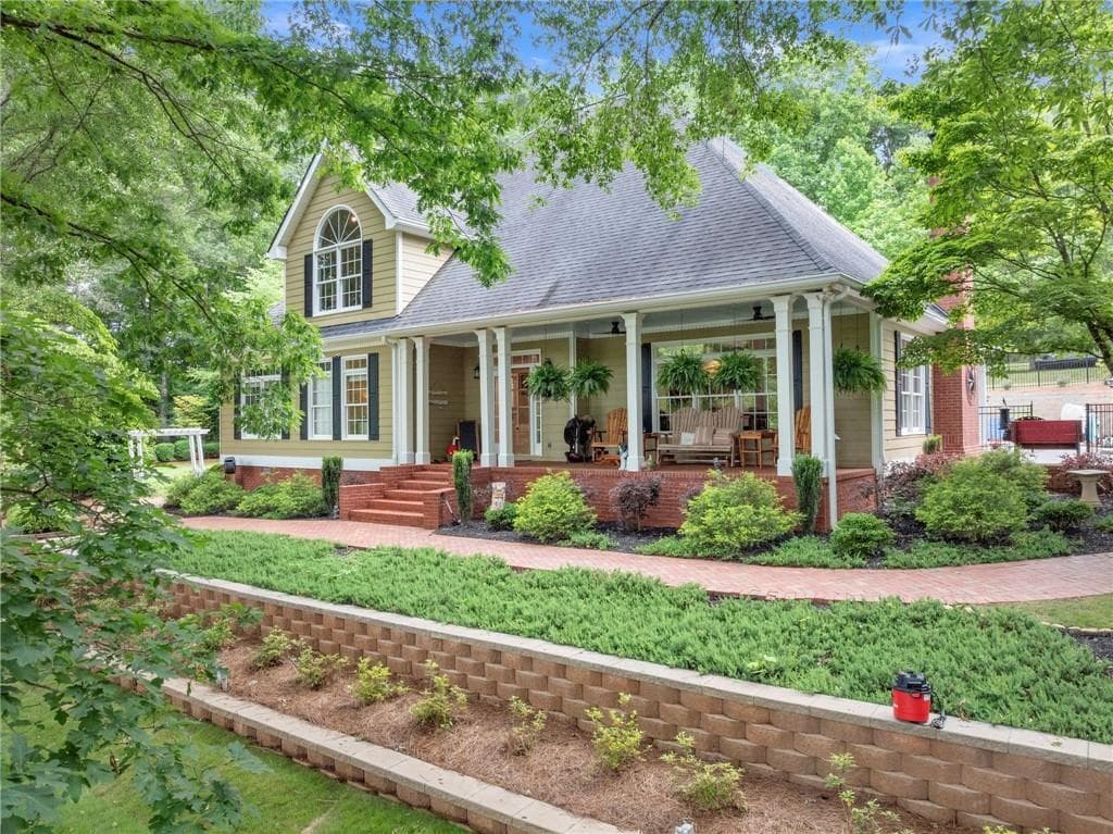 3 bedroom, 3 bathroom, 5,422 sq ft single family residence for sale at 2832 B Wilson Road, Commerce, GA 30529 — photo 6
