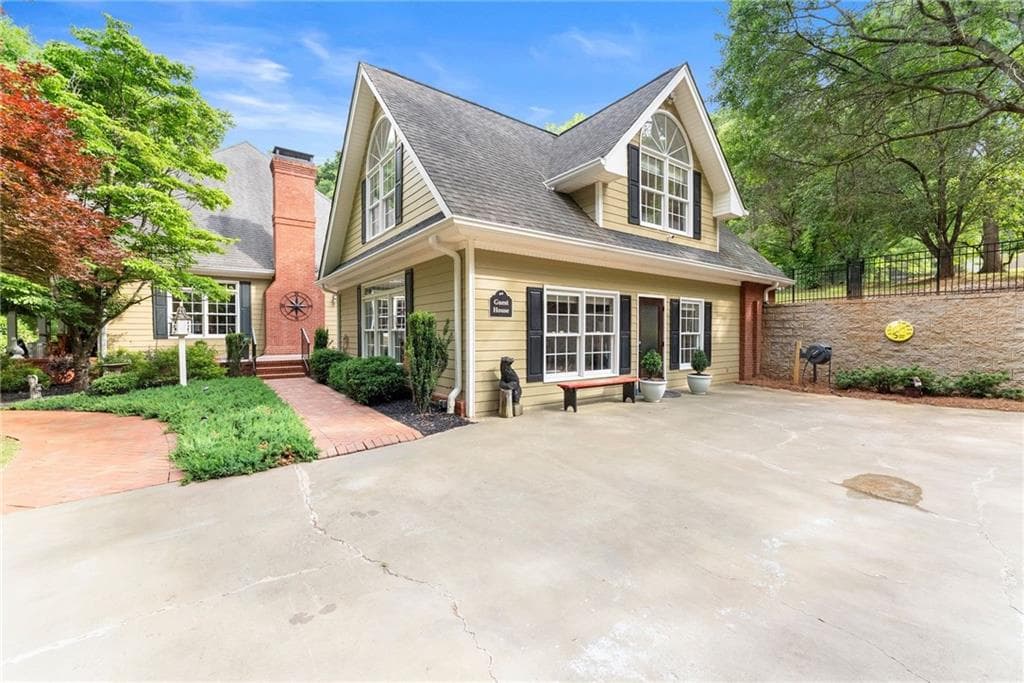 3 bedroom, 3 bathroom, 5,422 sq ft single family residence for sale at 2832 B Wilson Road, Commerce, GA 30529 — photo 9