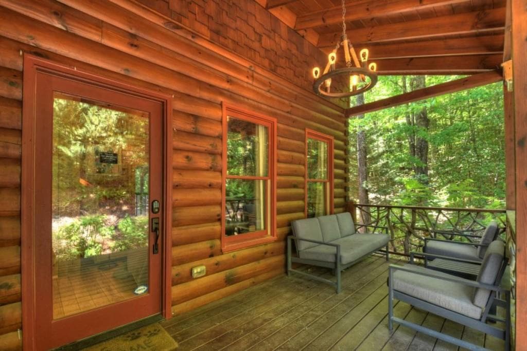 3 bedroom, 3 bathroom, 2,080 sq ft single family residence for sale at 101 Overlook Road, Blue Ridge, GA 30513 — photo 5