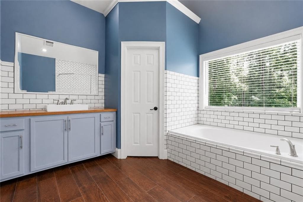 5 bedroom, 4 bathroom, 5,404 sq ft single family residence for sale at 12 N Alexander Creek Road, Newnan, GA 30263 — photo 9
