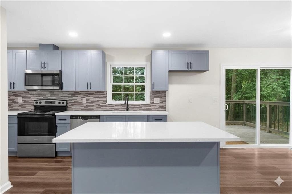 3 bedroom, 2 bathroom, 1,243 sq ft single family residence for rent at 3022 Hillwood Drive, Lawrenceville, GA 30044 for $2,250 a month — photo 6