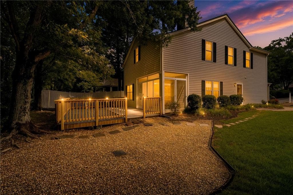 3 bedroom, 3 bathroom, 1,515 sq ft single family residence for sale at 3815 Glen Laurel Court, Cumming, GA 30040