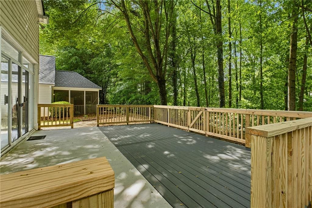 3 bedroom, 3 bathroom, 1,515 sq ft single family residence for sale at 3815 Glen Laurel Court, Cumming, GA 30040 — photo 9