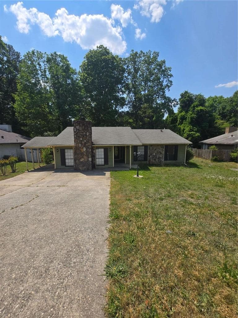 3 bedroom, 2 bathroom, 1,535 sq ft single family residence under contract at 8119 Taylor Road, Riverdale, GA 30274