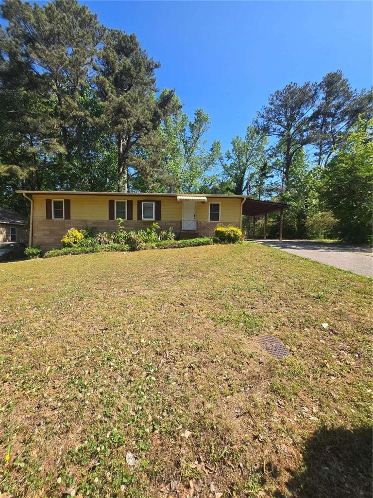 3 bedroom, 2 bathroom, 1,510 sq ft single family residence for sale at 3645 Saturn Drive, Atlanta, GA 30331 — photo 1 of 20
