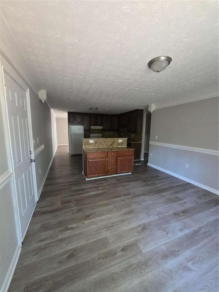 3 bedroom, 2 bathroom, 1,510 sq ft single family residence for sale at 3645 Saturn Drive, Atlanta, GA 30331 — photo 6