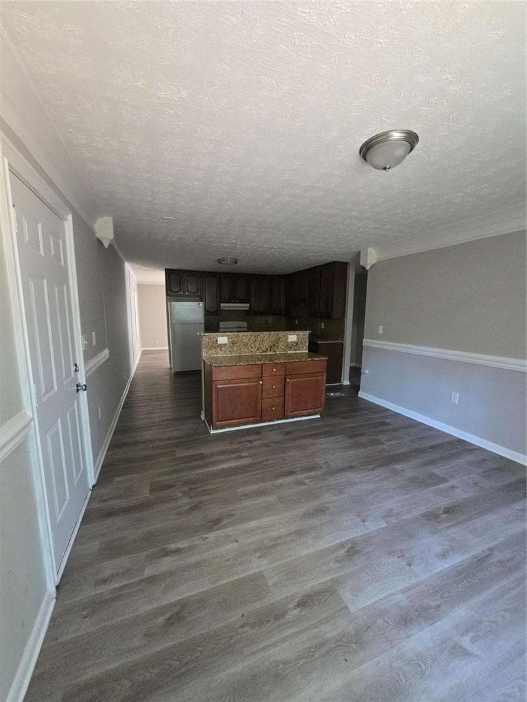3 bedroom, 2 bathroom, 1,510 sq ft single family residence for sale at 3645 Saturn Drive, Atlanta, GA 30331 — photo 7