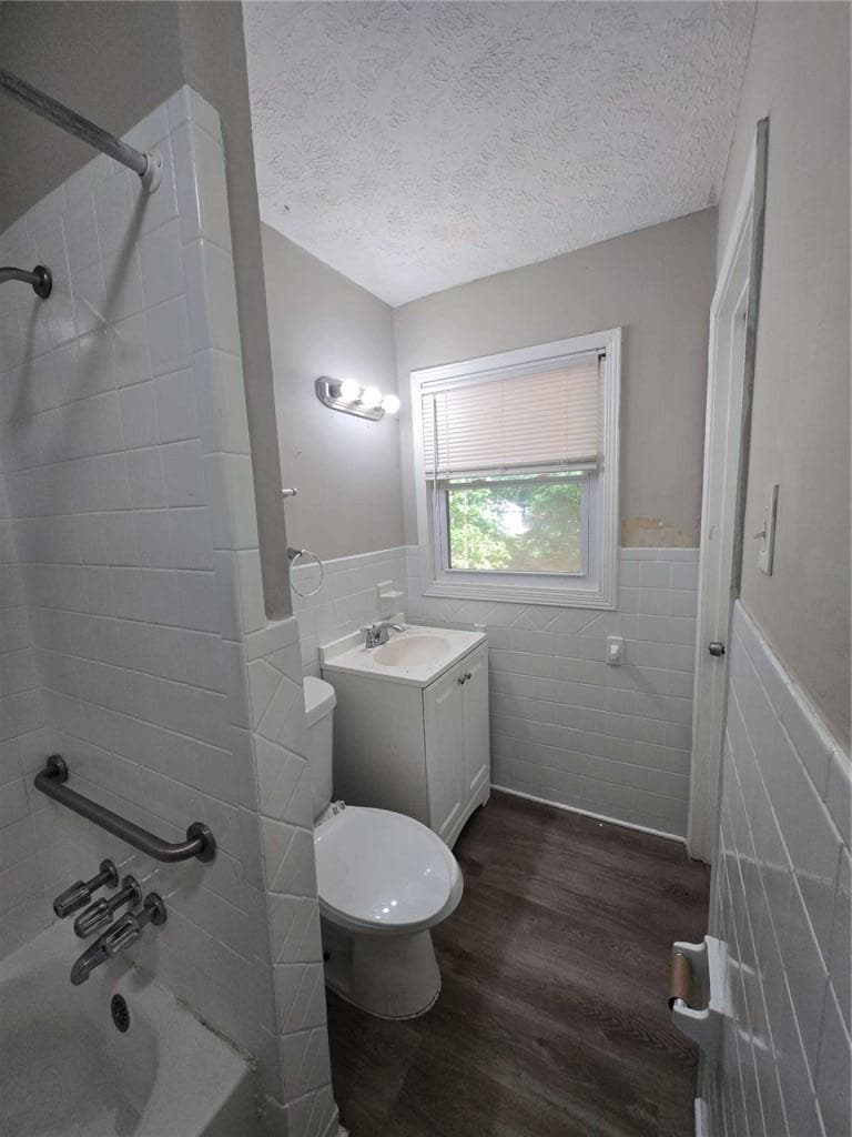 3 bedroom, 2 bathroom, 1,510 sq ft single family residence for sale at 3645 Saturn Drive, Atlanta, GA 30331 — photo 10