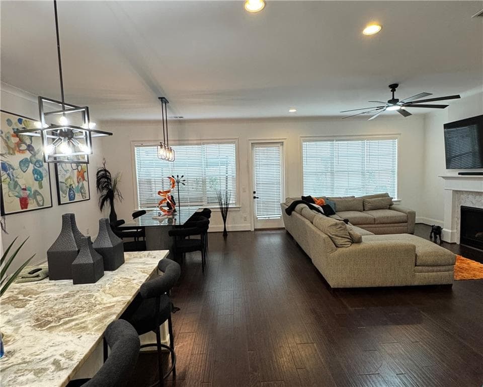 4 bedroom, 4 bathroom, 4,069 sq ft townhouse for sale at 529 Springer Bend, Marietta, GA 30060 — photo 3