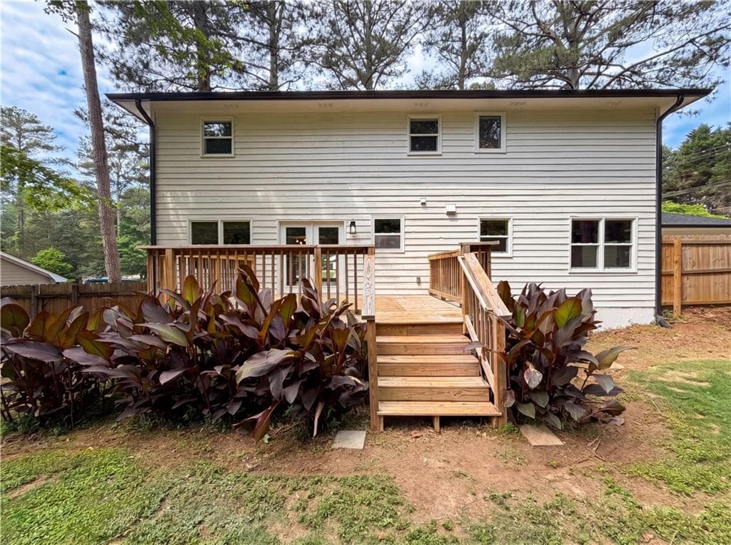4 bedroom, 3 bathroom, 3,696 sq ft single family residence under contract at 1772 Huntingford Drive, Marietta, GA 30068 — photo 5