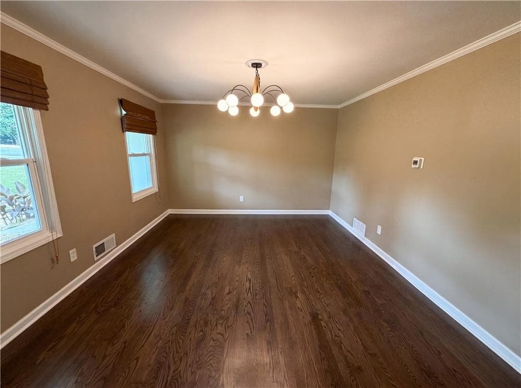 4 bedroom, 3 bathroom, 3,696 sq ft single family residence under contract at 1772 Huntingford Drive, Marietta, GA 30068 — photo 7