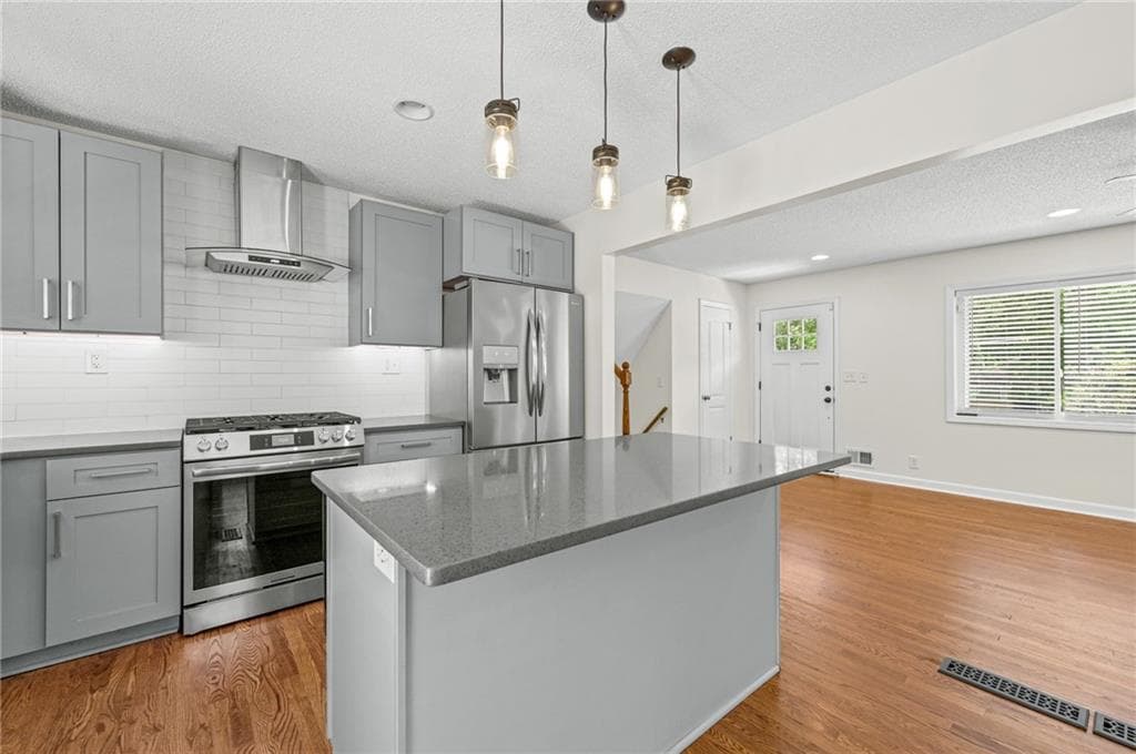 4 bedroom, 3 bathroom, 1,800 sq ft single family residence under contract at 2497 Whites Mill Lane, Decatur, GA 30032 — photo 8