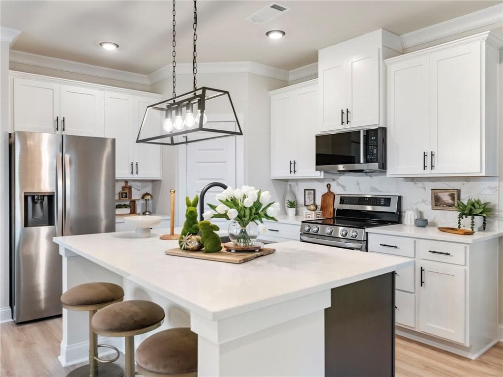 4 bedroom, 3 bathroom, 1,829 sq ft townhouse under contract at 218 Grand Highlands Court, Winder, GA 30680 — photo 5
