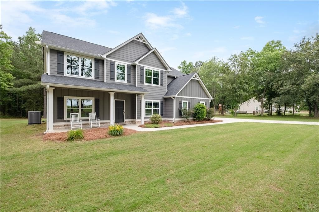 4 bedroom, 3 bathroom, 3,080 sq ft single family residence for sale at 719 Fairview Road, Brooks, GA 30205 — photo 4