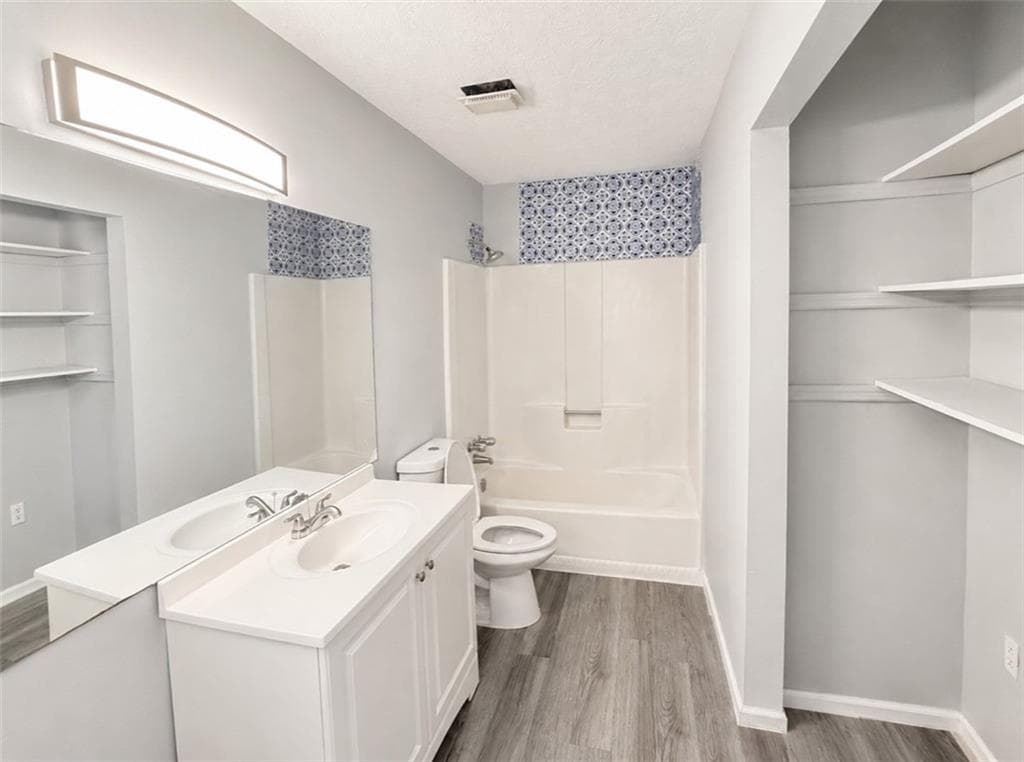 4 bedroom, 2 bathroom, 1,654 sq ft single family residence for sale at 1088 Nimblewood Way, Stone Mountain, GA 30088 — photo 9