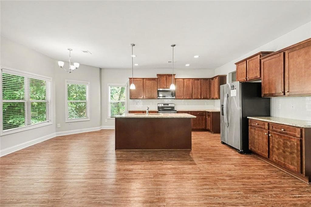4 bedroom, 3 bathroom, 2,312 sq ft single family residence for sale at 825 Sassafras Lane, Hoschton, GA 30548 — photo 7