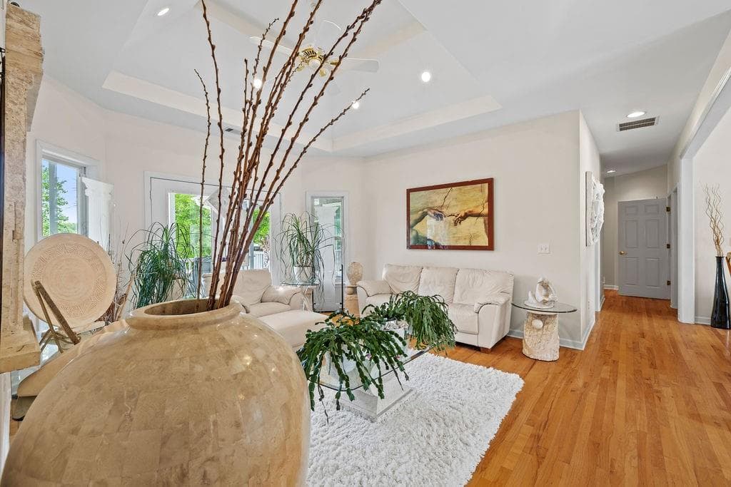4 bedroom, 5 bathroom, 5,173 sq ft single family residence for sale at 145 Lees Overlook, Fayetteville, GA 30214 — photo 10