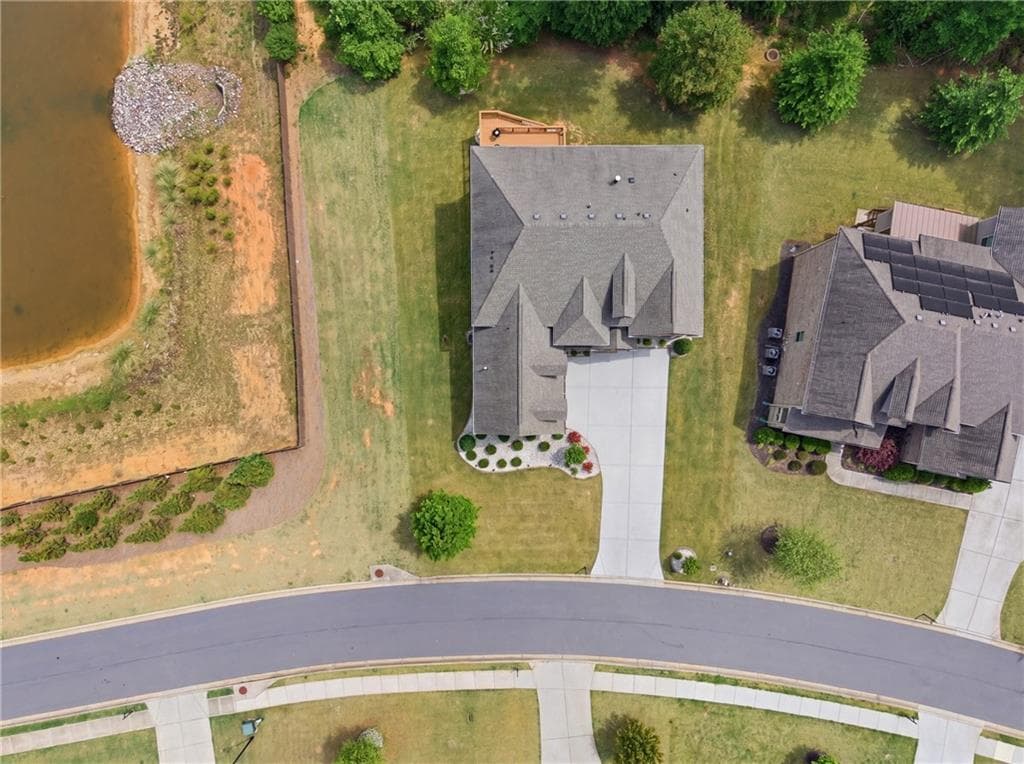 6 bedroom, 6 bathroom, 4,526 sq ft single family residence for sale at 6010 Ashborough Park, Cumming, GA 30040 — photo 5