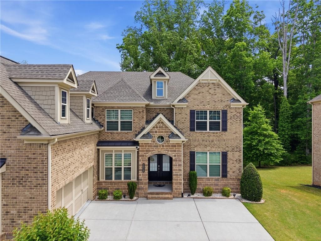 6 bedroom, 6 bathroom, 4,526 sq ft single family residence for sale at 6010 Ashborough Park, Cumming, GA 30040 — photo 8