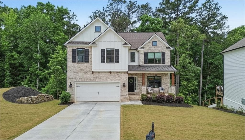 4 bedroom, 3 bathroom, 2,261 sq ft single family residence for sale at 7 Canterbury Walk, Cartersville, GA 30120 — photo 2