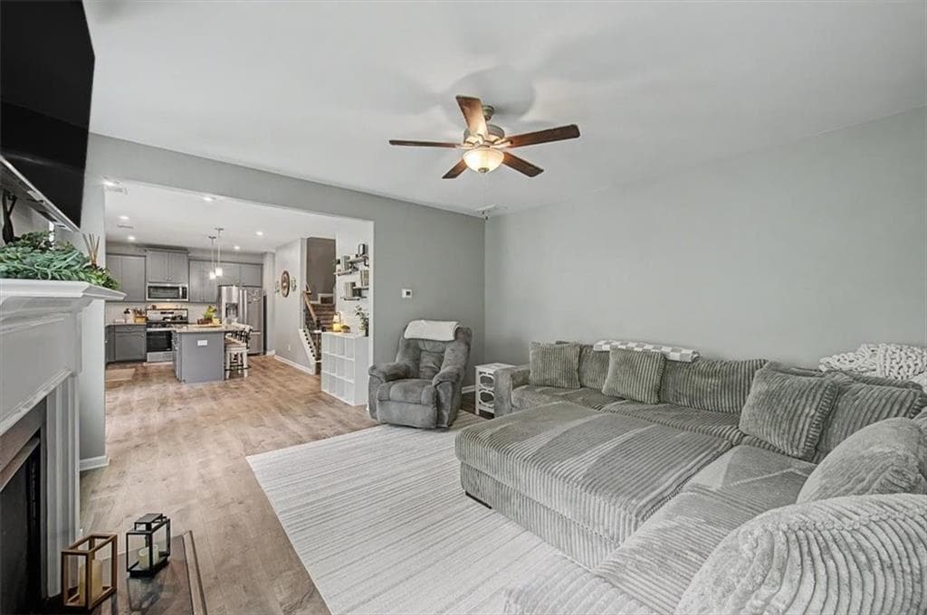 4 bedroom, 3 bathroom, 2,261 sq ft single family residence for sale at 7 Canterbury Walk, Cartersville, GA 30120 — photo 9