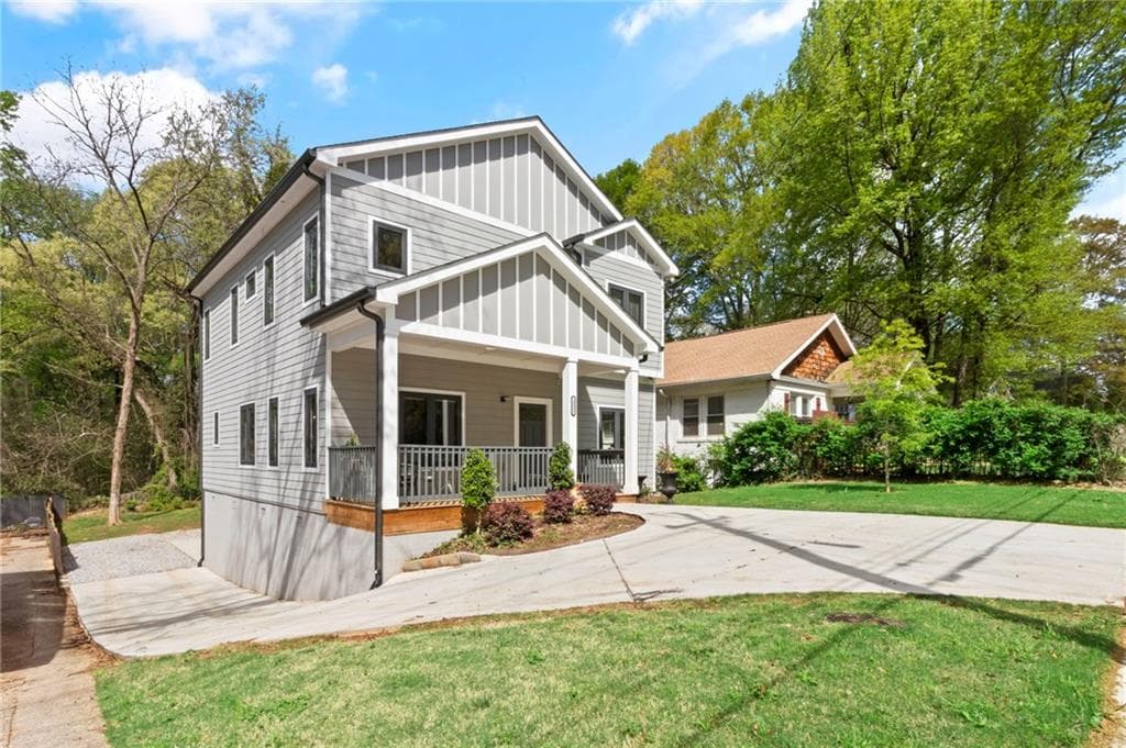 5 bedroom, 4 bathroom, 2,529 sq ft single family residence for sale at 1521 Sylvan Road, Atlanta, GA 30310 — photo 2