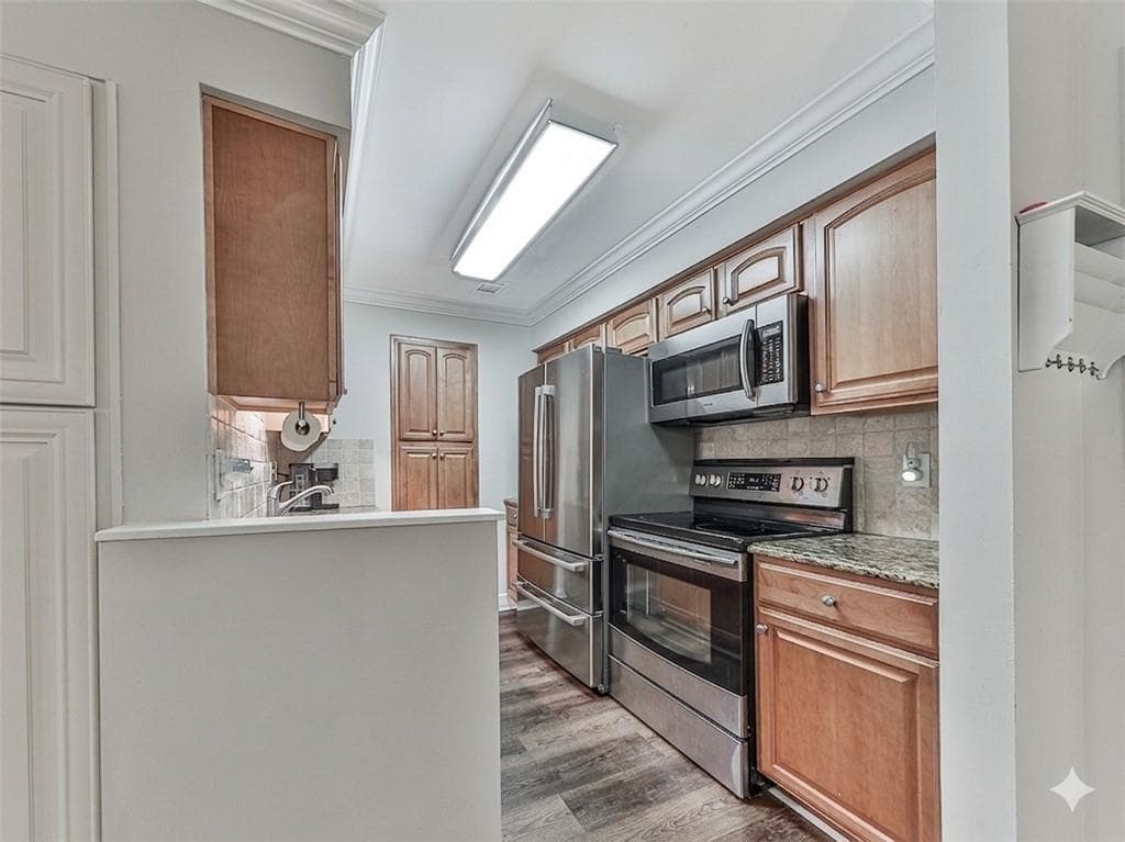 2 bedroom, 2 bathroom, 1,224 sq ft condominium for sale at 25104 Plantation Drive, Atlanta, GA 30324 — photo 6