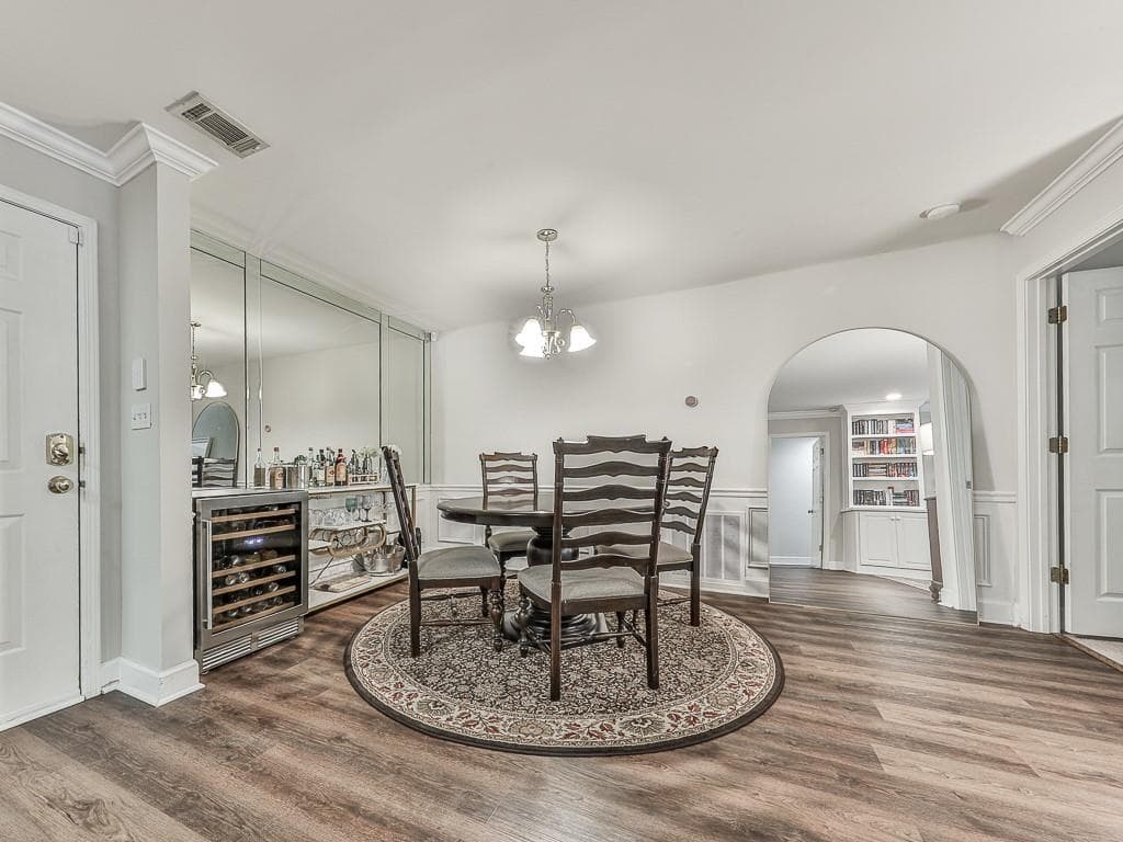 2 bedroom, 2 bathroom, 1,224 sq ft condominium for sale at 25104 Plantation Drive, Atlanta, GA 30324 — photo 7