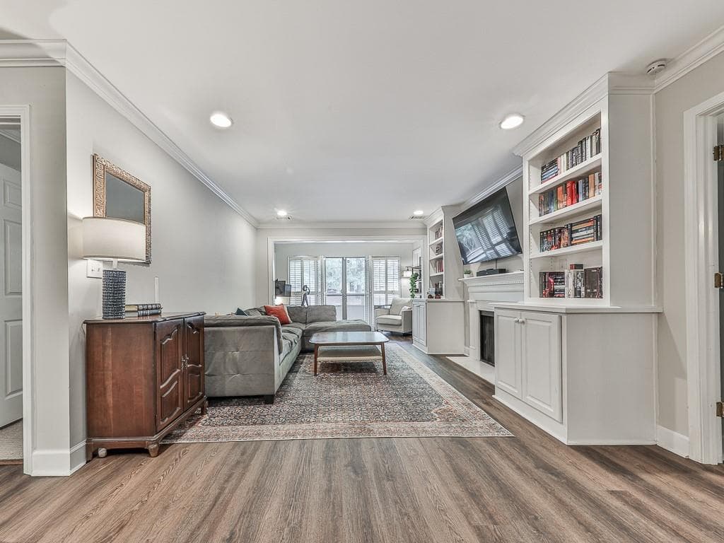 2 bedroom, 2 bathroom, 1,224 sq ft condominium for sale at 25104 Plantation Drive, Atlanta, GA 30324 — photo 8