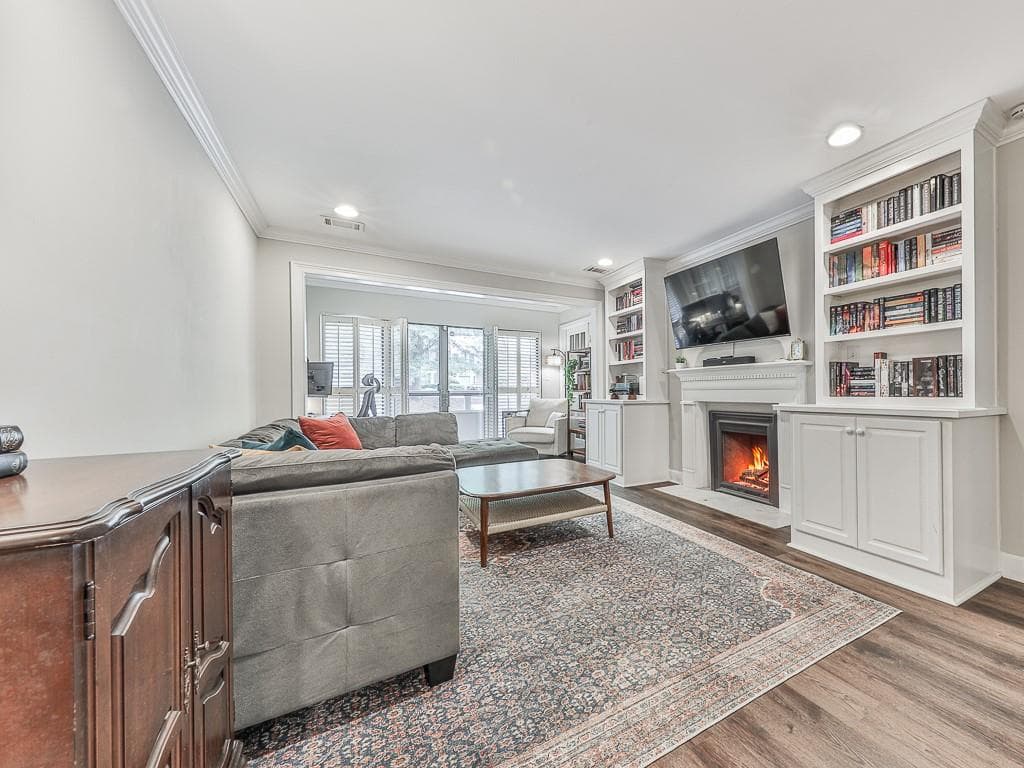 2 bedroom, 2 bathroom, 1,224 sq ft condominium for sale at 25104 Plantation Drive, Atlanta, GA 30324 — photo 9