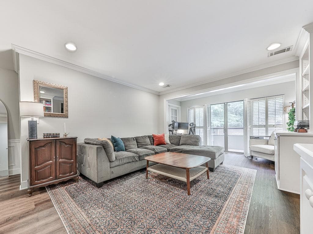 2 bedroom, 2 bathroom, 1,224 sq ft condominium for sale at 25104 Plantation Drive, Atlanta, GA 30324 — photo 10