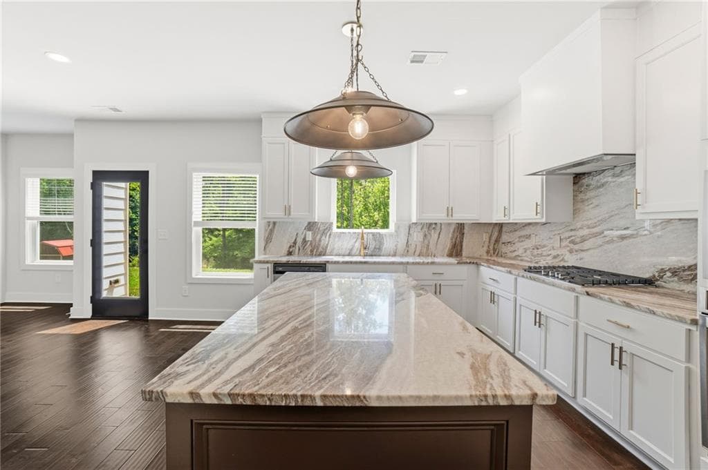 5 bedroom, 4 bathroom, 2,979 sq ft single family residence for sale at 2815 Pilgrim Mill Road, Cumming, GA 30041 — photo 8