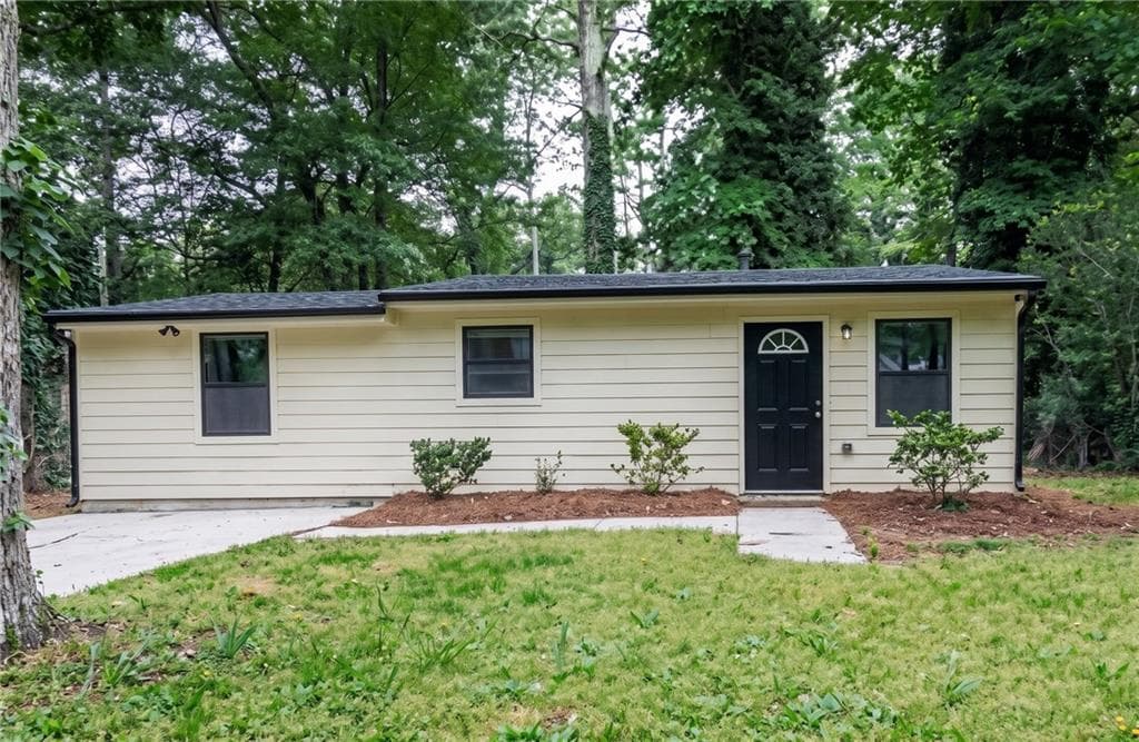 3 bedroom, 1 bathroom, 1,000 sq ft single family residence for sale at 3283 Pebble Drive, Atlanta, GA 30344