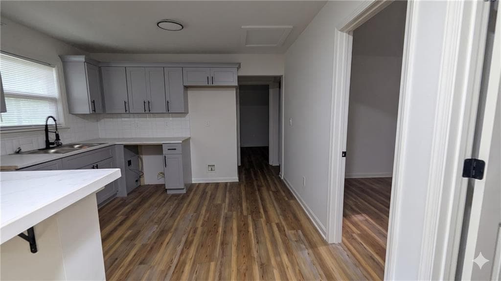 3 bedroom, 1 bathroom, 1,000 sq ft single family residence for sale at 3283 Pebble Drive, Atlanta, GA 30344 — photo 6
