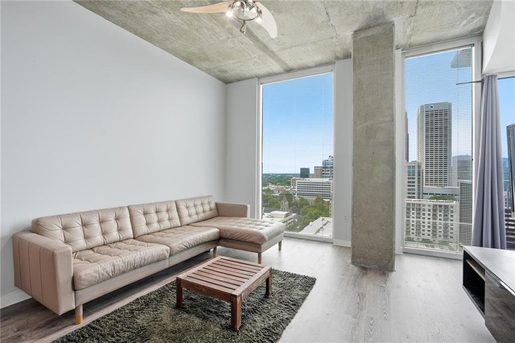 1 bedroom, 1 bathroom, 761 sq ft condominium for sale at 860 Peachtree Street 1909, Atlanta, GA 30308 — photo 3