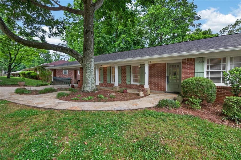 1370 Driftwood Court, Roswell, GA 30075 — most recent listing photo