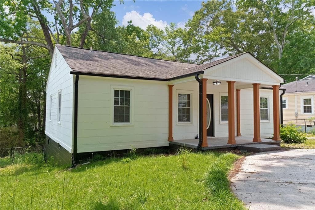 3 bedroom, 2 bathroom, 1,102 sq ft single family residence under contract at 788 Richard Street, Marietta, GA 30060 — photo 2