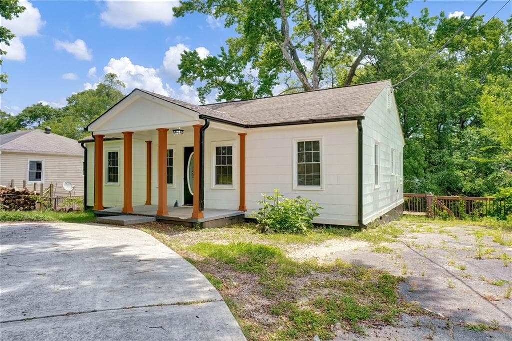 3 bedroom, 2 bathroom, 1,102 sq ft single family residence under contract at 788 Richard Street, Marietta, GA 30060 — photo 4
