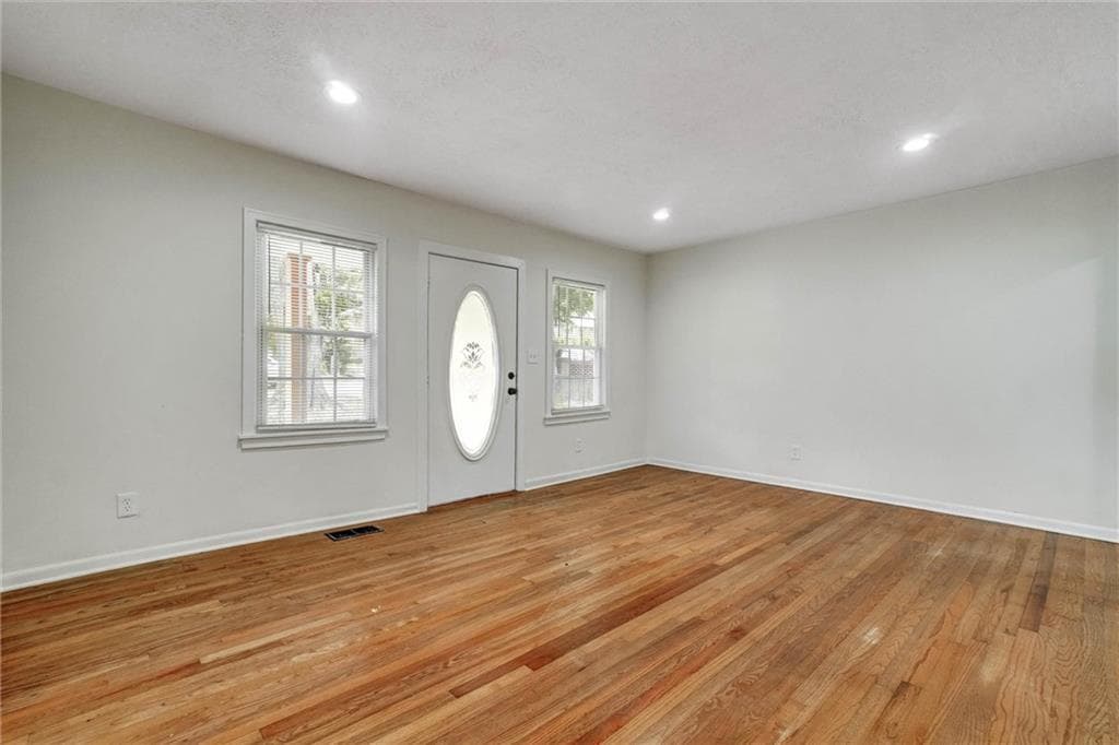 3 bedroom, 2 bathroom, 1,102 sq ft single family residence under contract at 788 Richard Street, Marietta, GA 30060 — photo 7