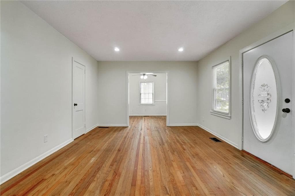 3 bedroom, 2 bathroom, 1,102 sq ft single family residence under contract at 788 Richard Street, Marietta, GA 30060 — photo 8