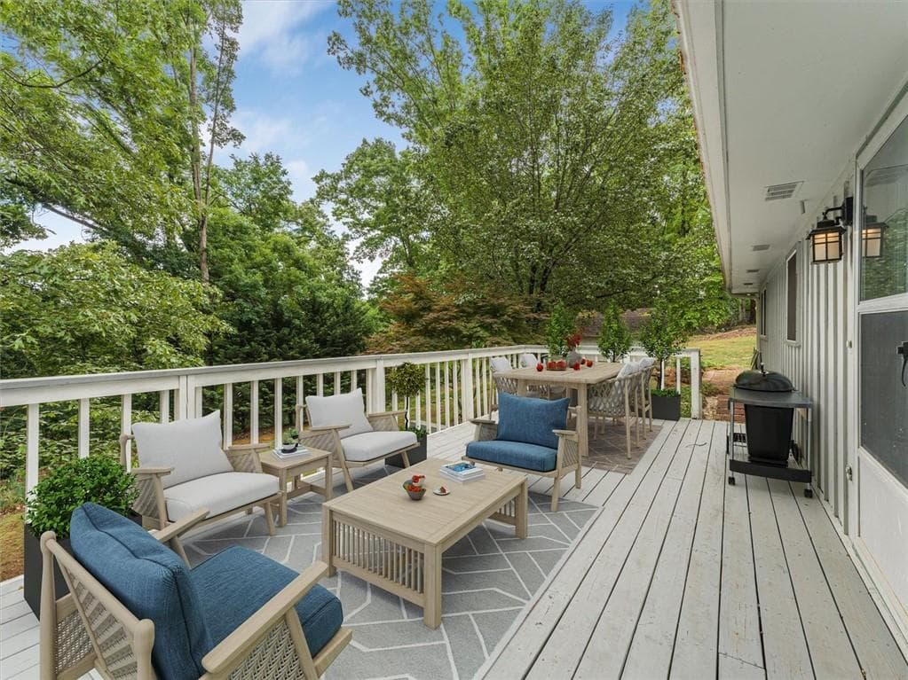 3 bedroom, 2 bathroom, 2,000 sq ft single family residence for sale at 3946 Fraser Circle, Gainesville, GA 30506 — photo 7
