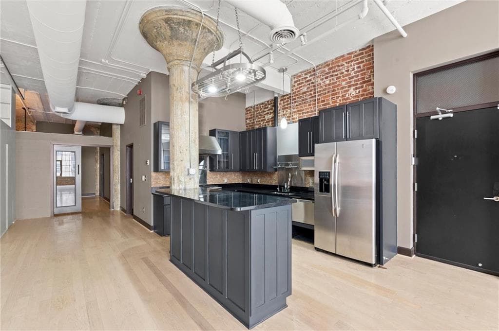 2 bedroom, 2 bathroom, 2,069 sq ft condominium for sale at 434 Marietta Street 301, Atlanta, GA 30313 — photo 6