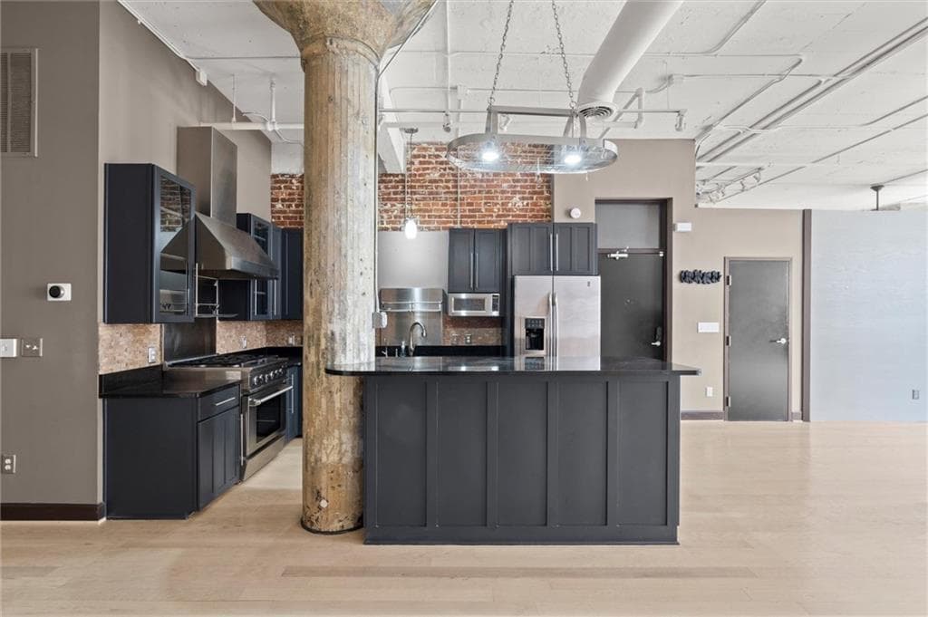 2 bedroom, 2 bathroom, 2,069 sq ft condominium for sale at 434 Marietta Street 301, Atlanta, GA 30313 — photo 7