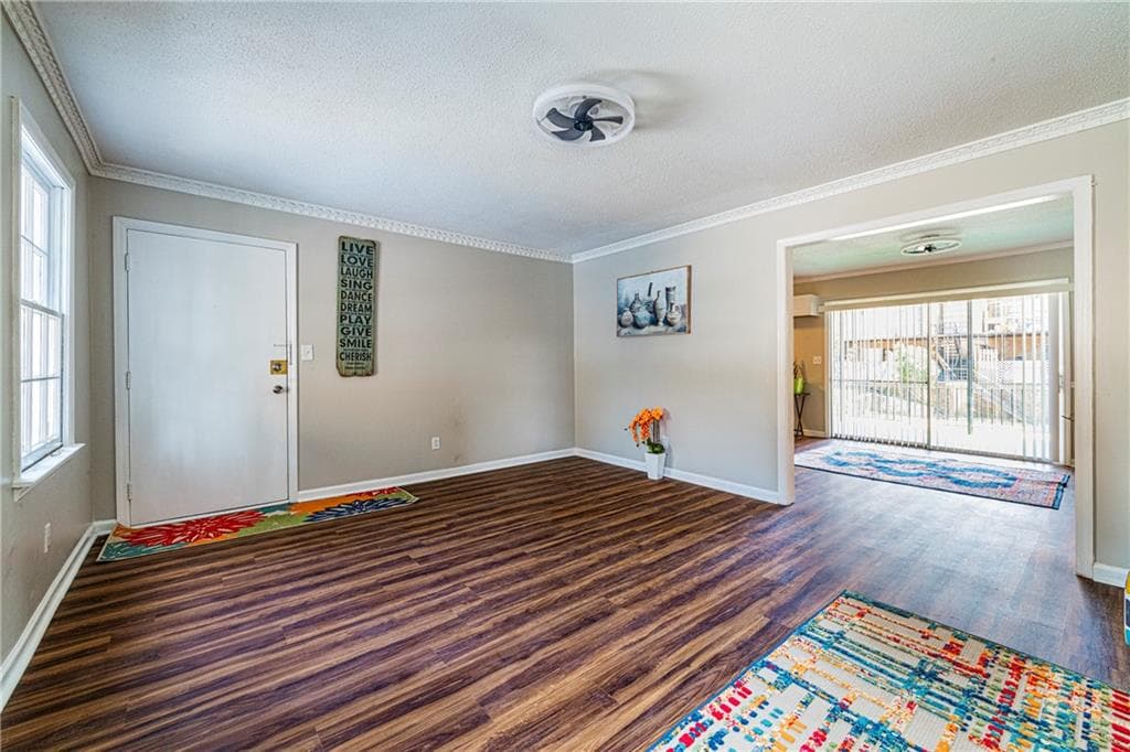 2 bedroom, 2 bathroom, 1,117 sq ft condominium for sale at 3626 Buford Highway C2, Brookhaven, GA 30329 — photo 6