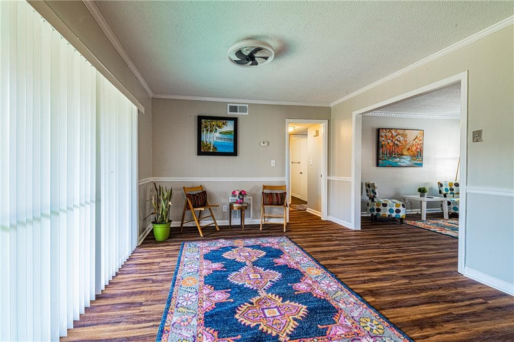 2 bedroom, 2 bathroom, 1,117 sq ft condominium for sale at 3626 Buford Highway C2, Brookhaven, GA 30329 — photo 9